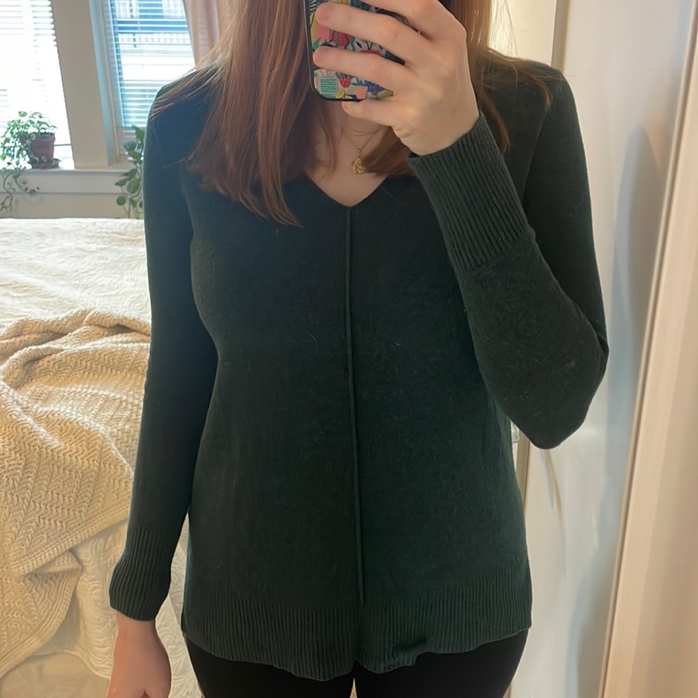 V neck tunic sweater